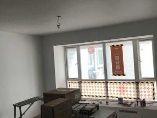 墙、顶面腻子批嵌