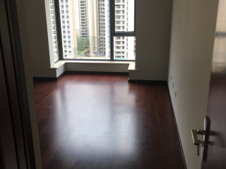 实木复合地板铺设