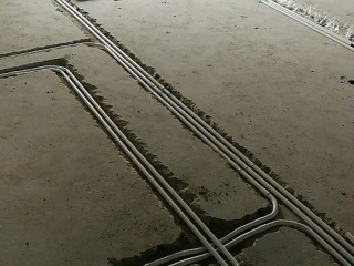 水、电管开槽施作