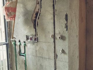 强、弱电路穿线施作