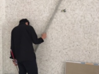 厨房、卫生间墙砖施作