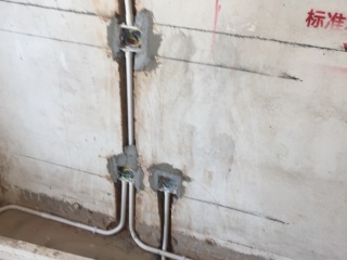 强、弱电路穿线施作