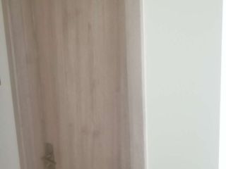 成品门及墙纸铺贴