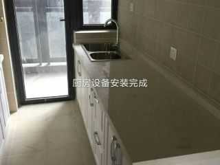 橱柜台面及台盆柜安装