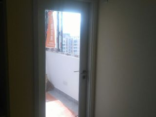 成品门及墙纸铺贴