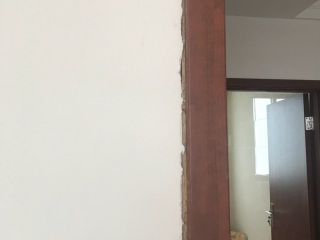 成品门及墙纸铺贴