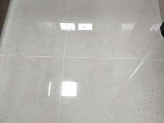 地砖铺贴及地面找平施作