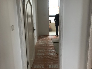 成品门及墙纸铺贴