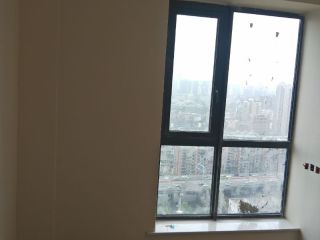 成品门及墙纸铺贴