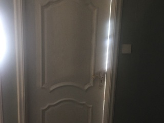 成品门及墙纸铺贴