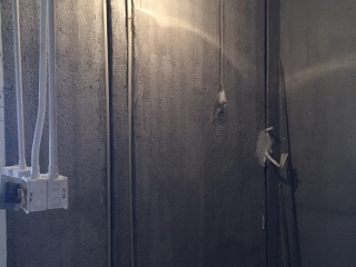 水、电管开槽施作