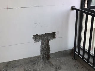 水、电管开槽施工