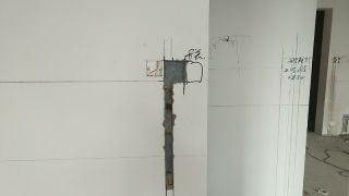 水、电管开槽施作