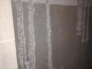 水、电管开槽施作