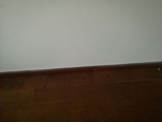 套装门、踢脚线安装