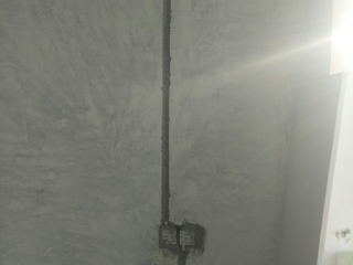 水、电管开槽施工