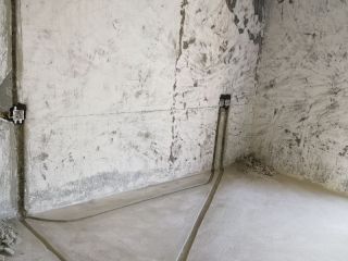 水、电管开槽施作
