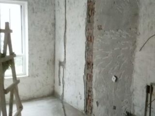 水、电管开槽施作