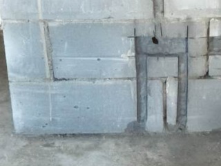 水、电管开槽施作