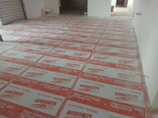 地砖铺贴及地面找平施作