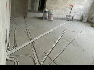 水、电管开槽施作