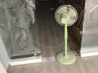 成品门及墙纸铺贴