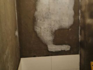 厨房、卫生间墙砖施作