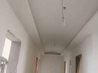 墙、顶面腻子批嵌