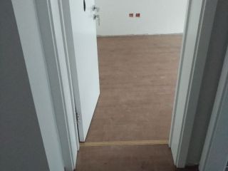 成品门及墙纸铺贴