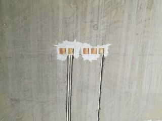 水、电管开槽施作