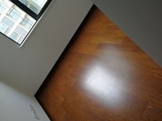 实木复合地板铺设