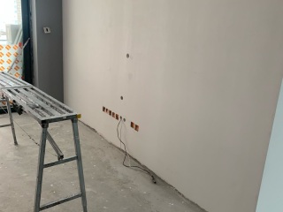 墙、顶面腻子批嵌