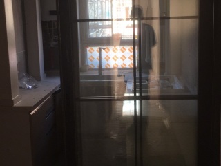 成品门及墙纸铺贴