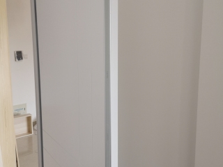 成品门及墙纸铺贴