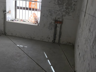 强、弱电布管，穿线施作