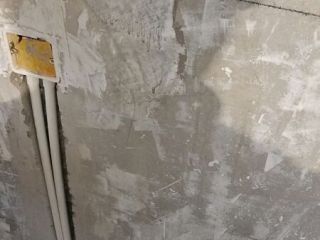 水、电管开槽施作