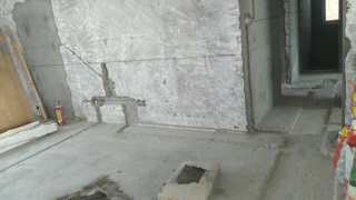 水、电管开槽施作