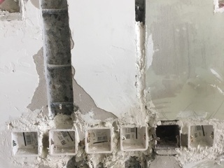 水、电管开槽施作