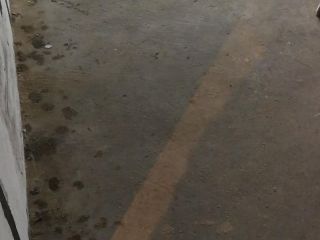 地砖铺贴及地面找平施作