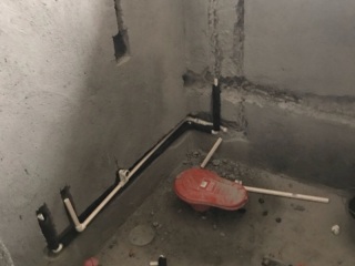 水、电管开槽施作