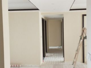 成品门及墙纸铺贴