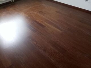 套装门、踢脚线安装