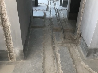 水、电管开槽施作