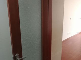 成品门及墙纸铺贴
