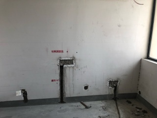 水、电管开槽施工