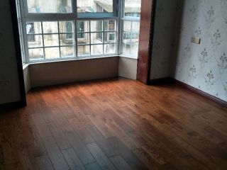 成品门及墙纸铺贴