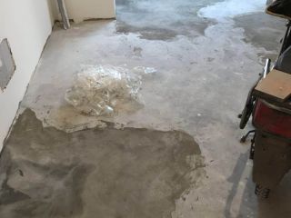 地砖铺贴及地面找平施作