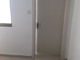 成品门及墙纸铺贴