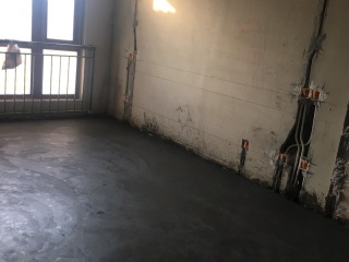 地砖铺贴及地面找平施作