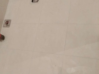 地砖铺贴及地面找平施作